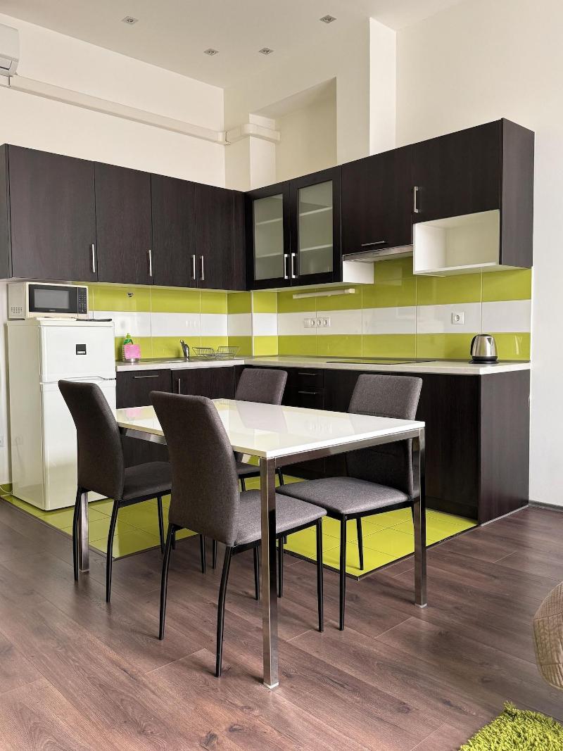 Gracia Apartment House image