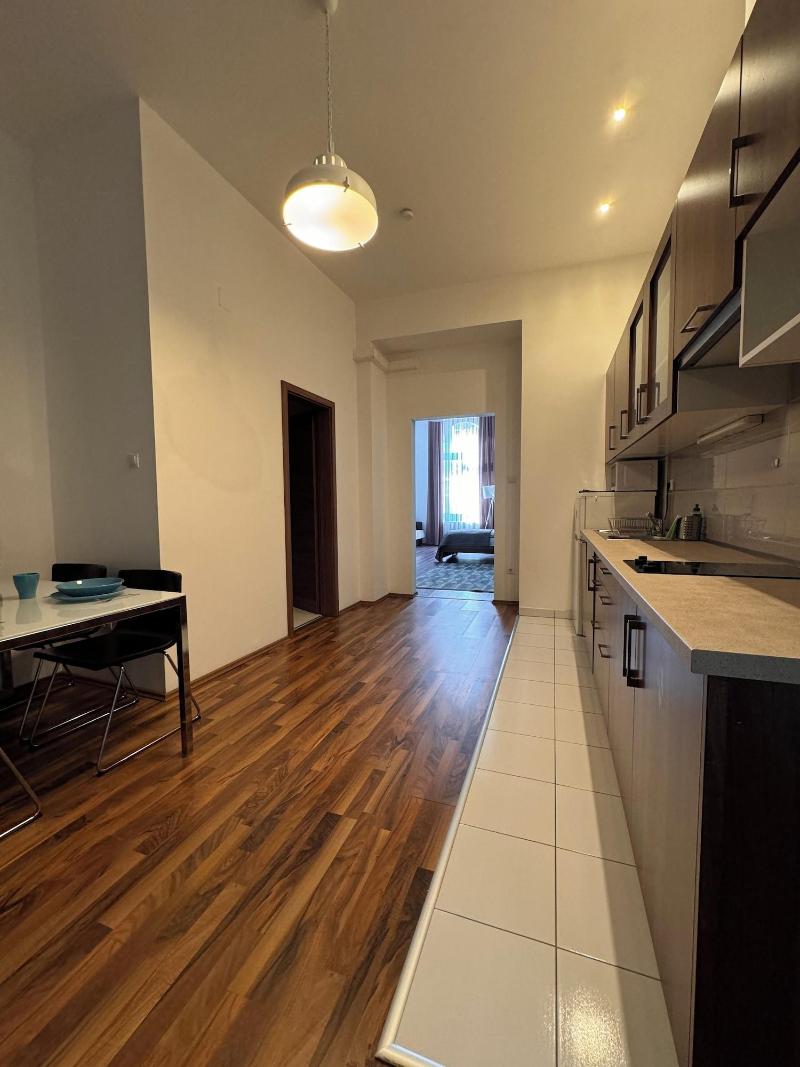 Gracia Apartment House image