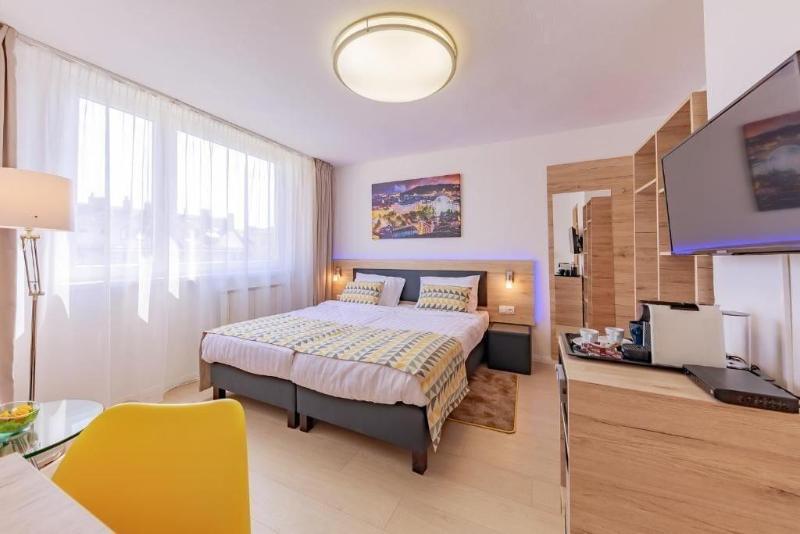 Christina Residence image