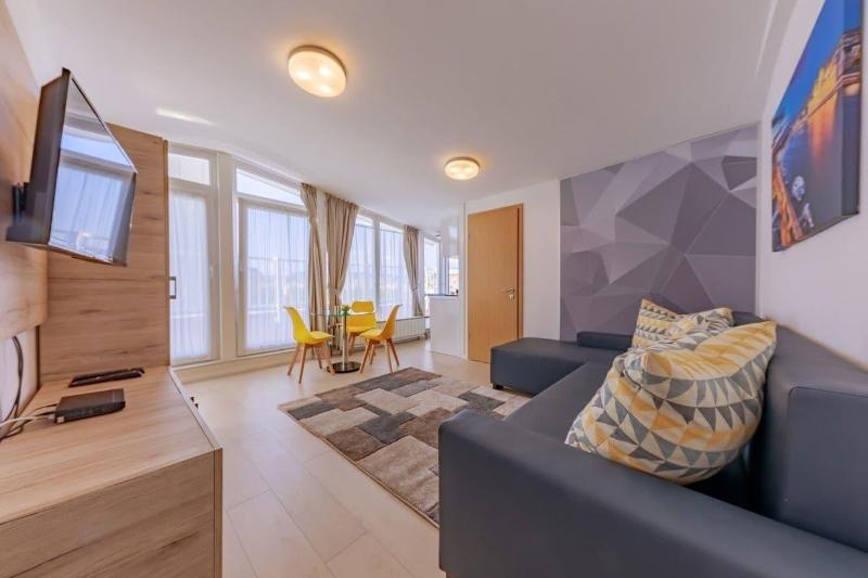 Christina Residence image