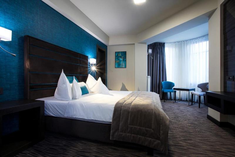 Old Town Hotel image