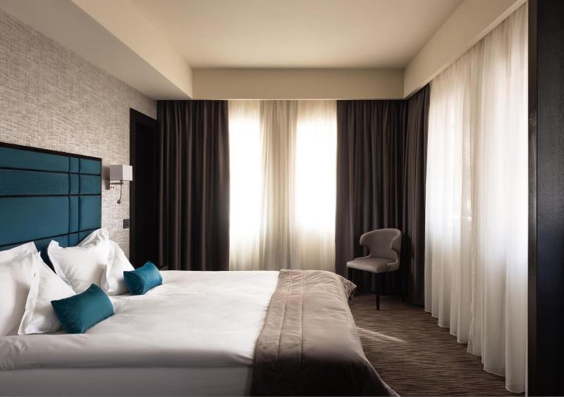 Old Town Hotel image