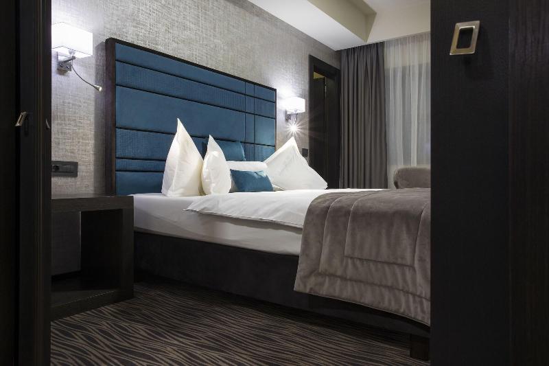 Old Town Hotel image