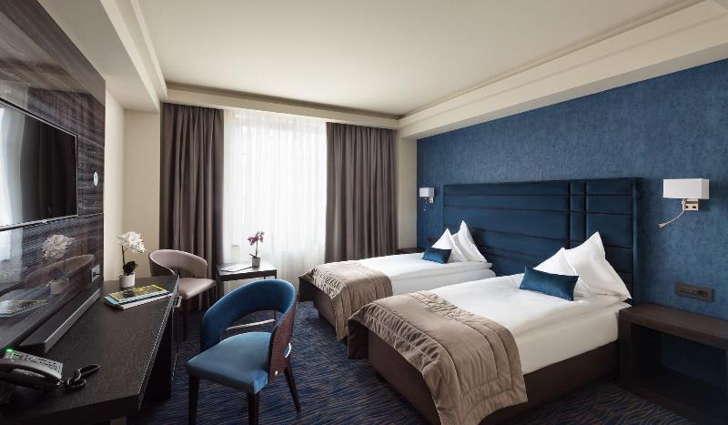 Old Town Hotel image
