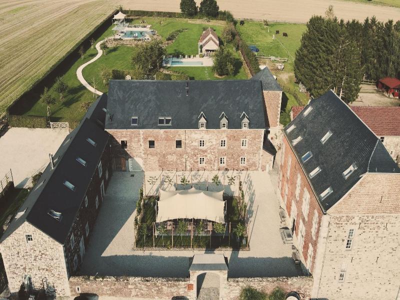 Domaine Sur Les Sarts image