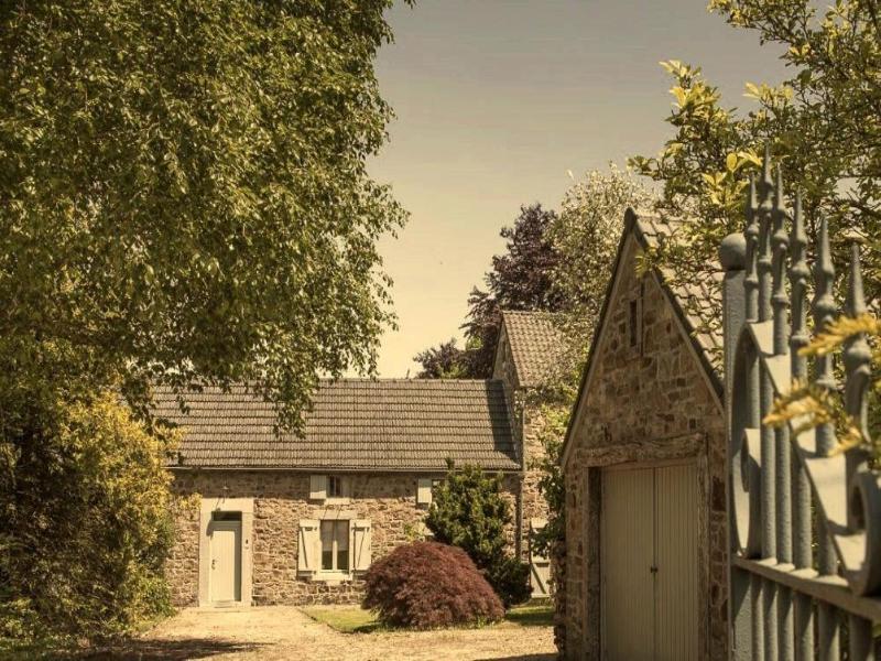 Domaine Sur Les Sarts image