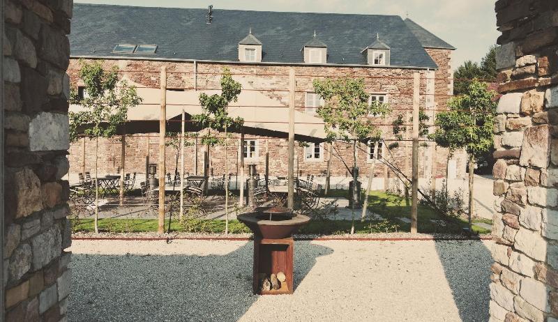 Domaine Sur Les Sarts image