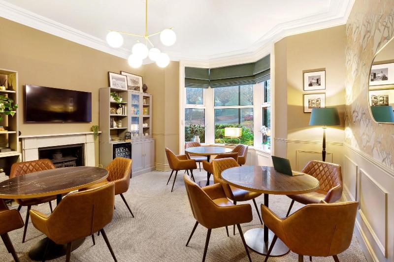Fountains Guest House image