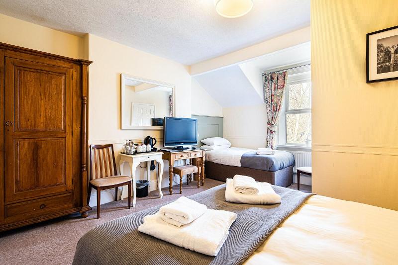 Fountains Guest House image