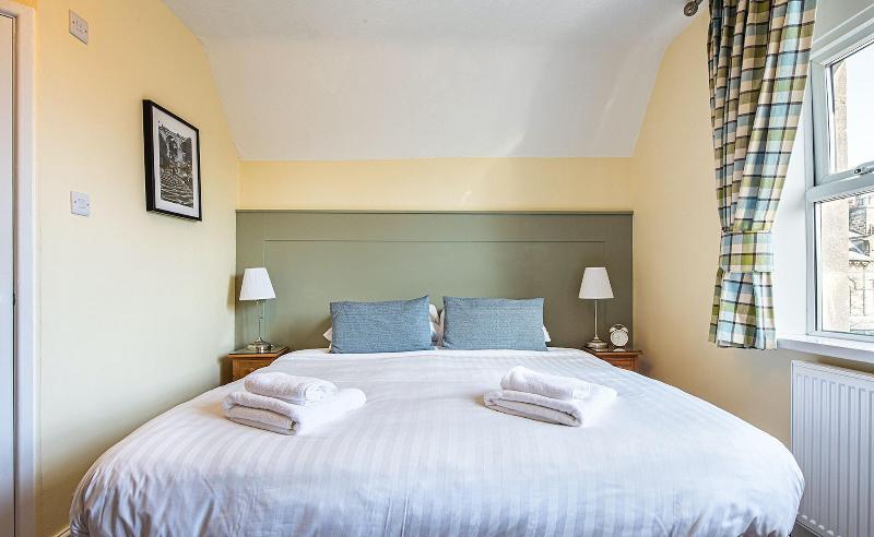 Fountains Guest House image