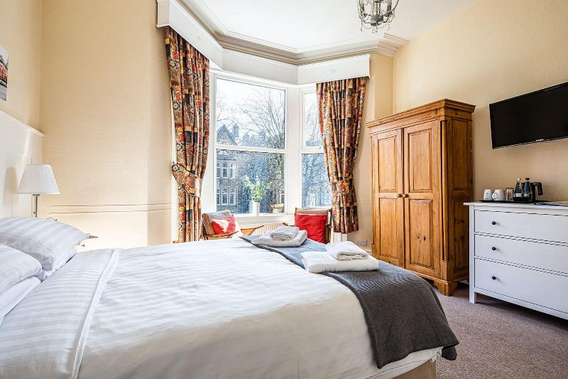 Fountains Guest House image