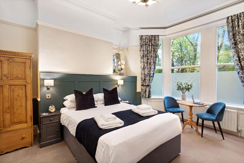Fountains Guest House image