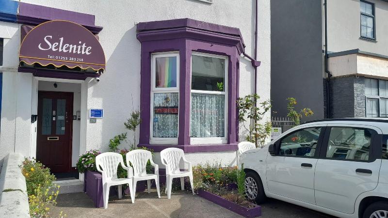 Selenite Guest House image