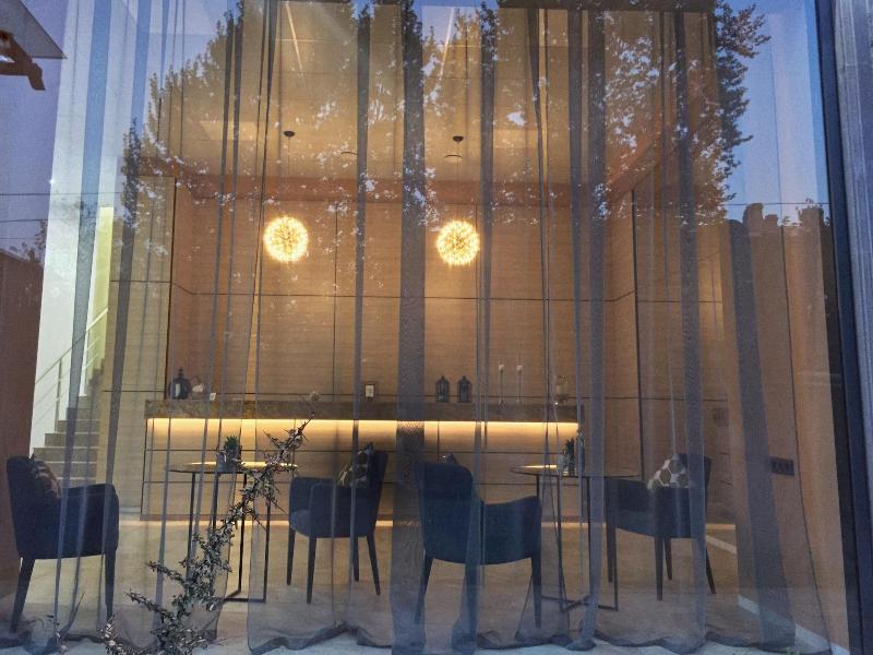 4Guest Hotel image