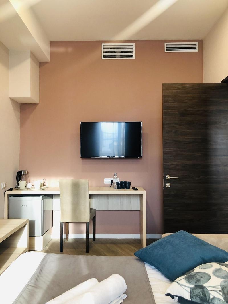 4Guest Hotel image