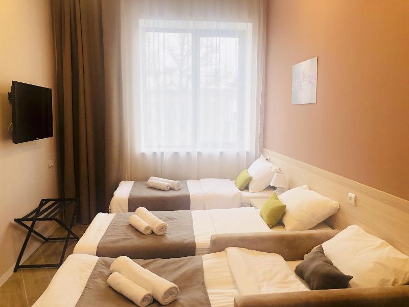 4Guest Hotel image