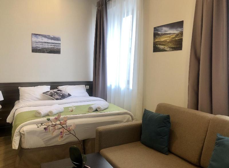 4Guest Hotel image