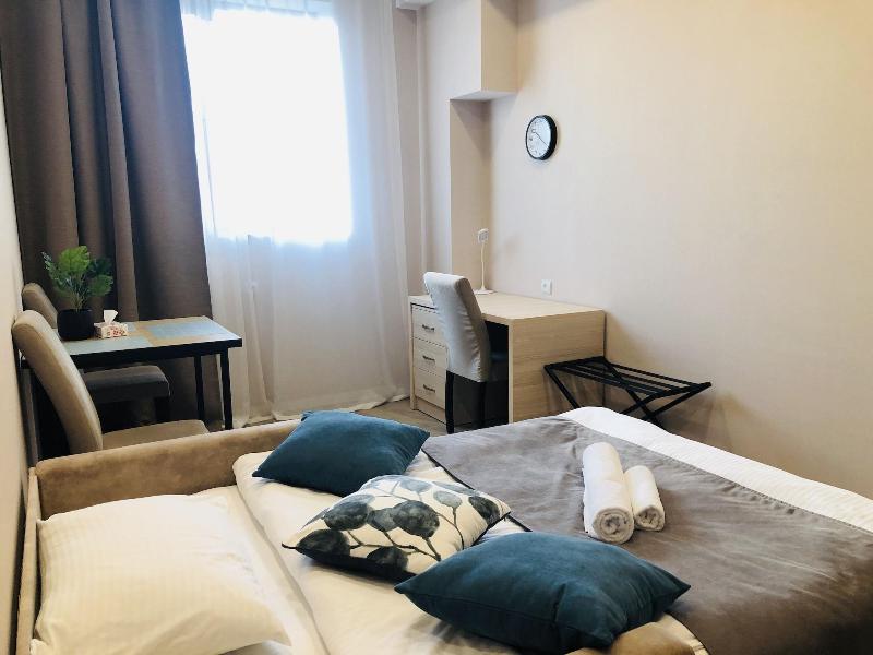 4Guest Hotel image