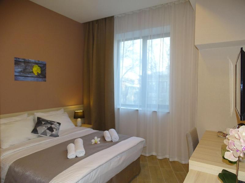 4Guest Hotel image