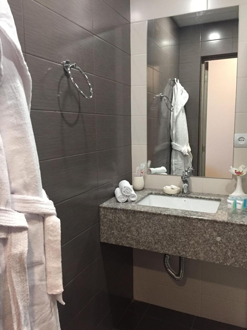 4Guest Hotel image