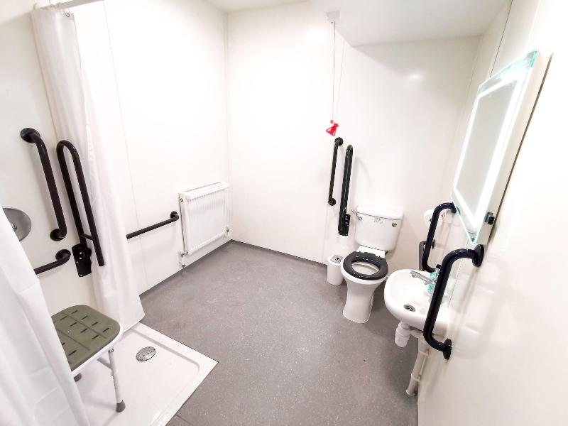 Cwtsh Hostel image