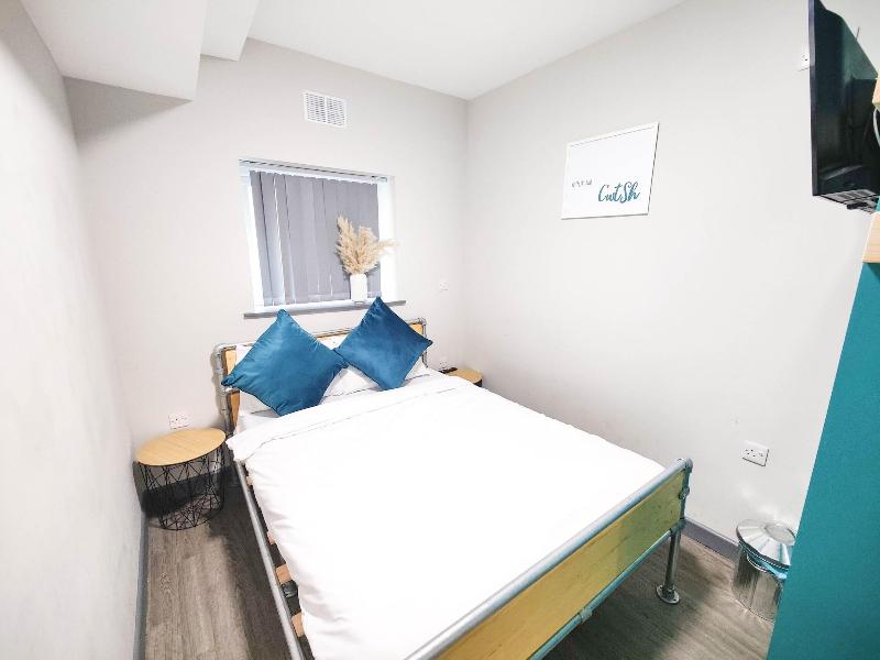 Cwtsh Hostel image