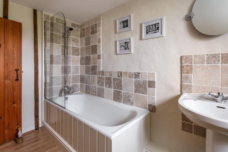 Maggie Puddle Cottage image