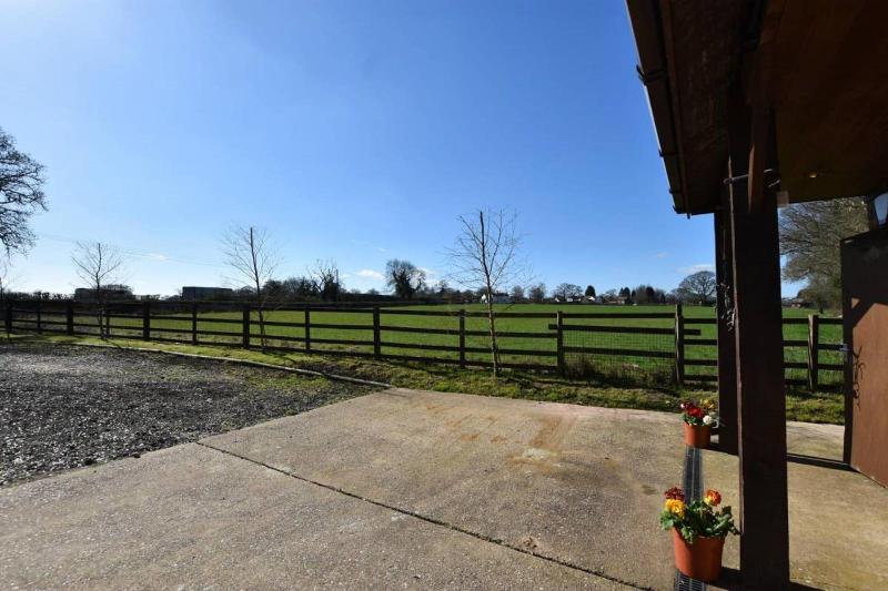 Oak Tree Stables image