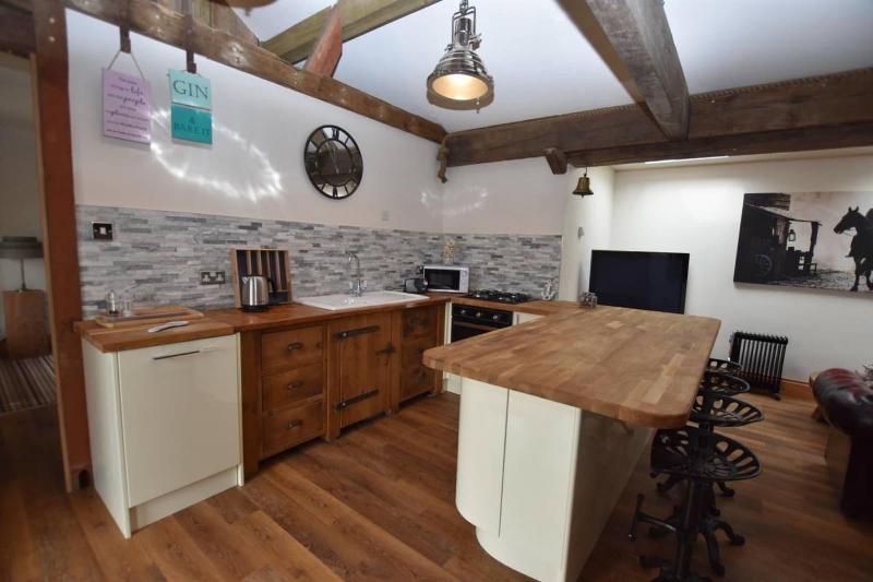 Oak Tree Stables image