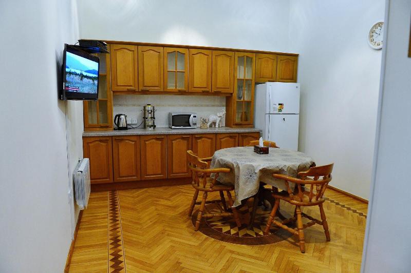 Baku Home Hostel image