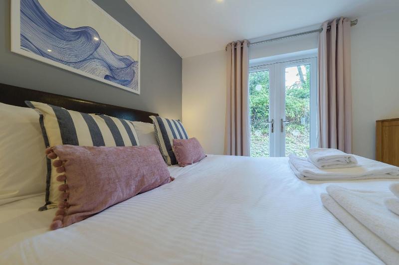Trewhiddle Cottage 42 image