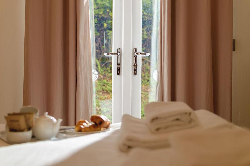 Trewhiddle Cottage 42 image