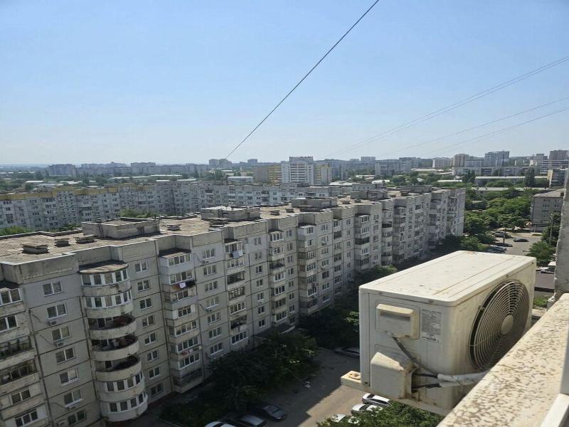 Center Apartment Chisinau image