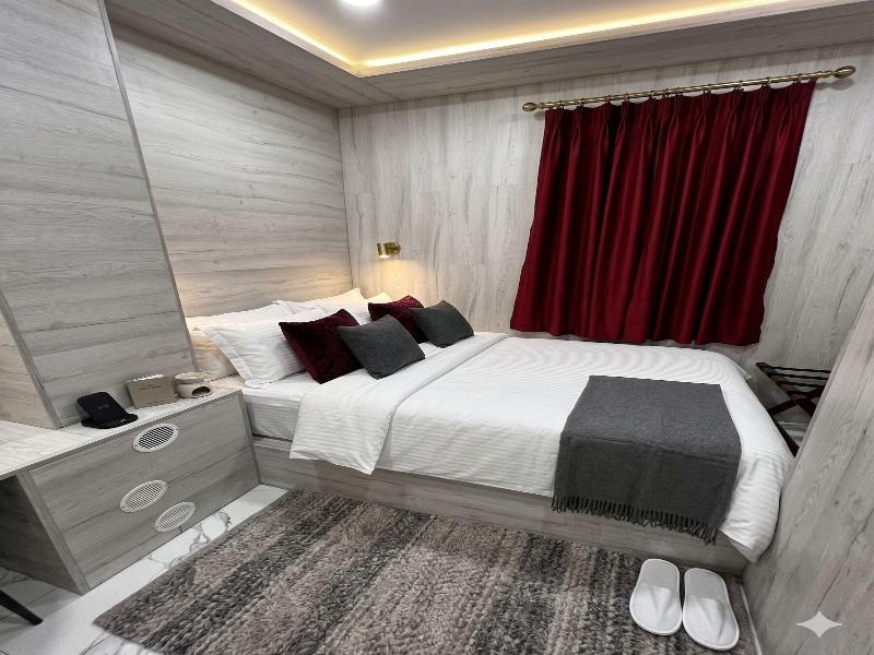Center Apartment Chisinau image