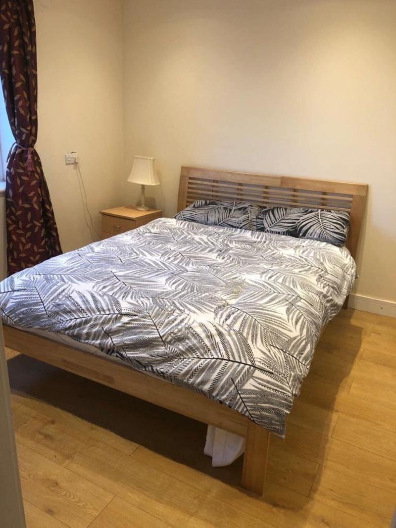1-bed Unit 10 Minute Drive From Hellfire Caves image