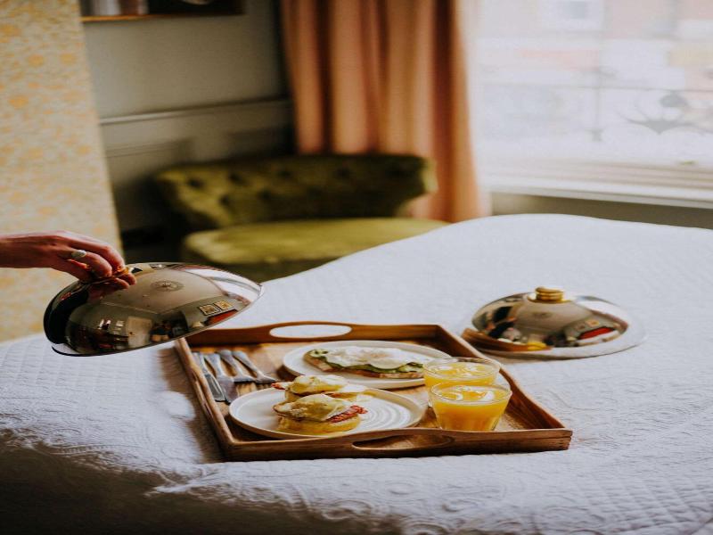 Spread Eagle image