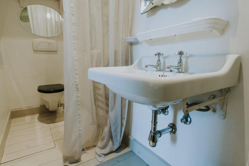 Boulevard Leopold Rooms & Suites image
