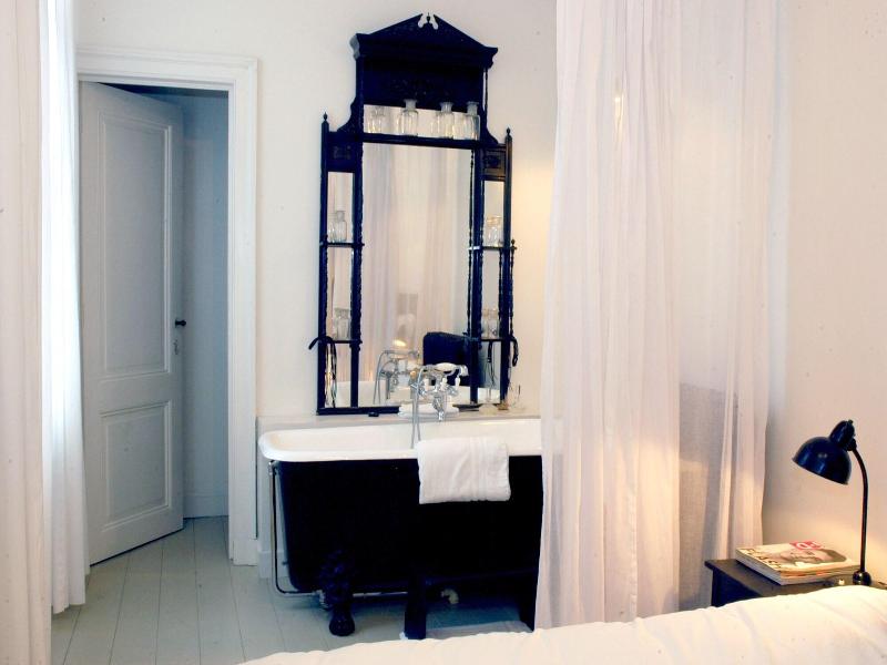 Boulevard Leopold Rooms & Suites image