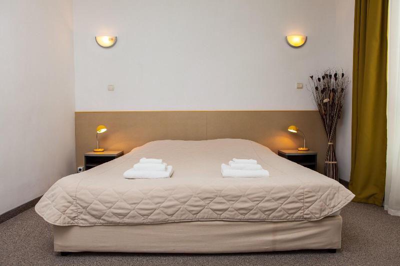Hotel Opera Plaza image