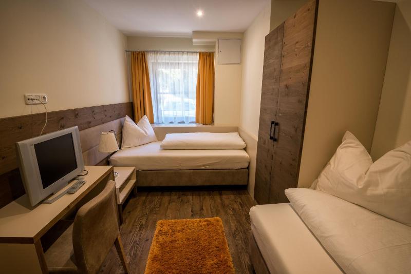 Hotel-Appartement Ferienhof image