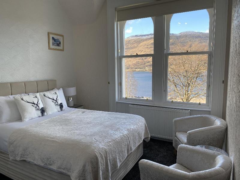 Ashburn House De Luxe B&B image