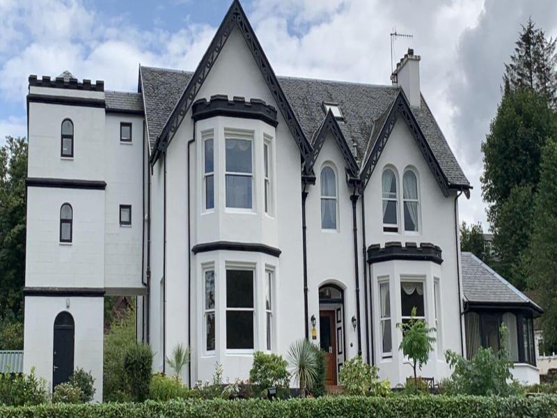 Ashburn House De Luxe B&B image