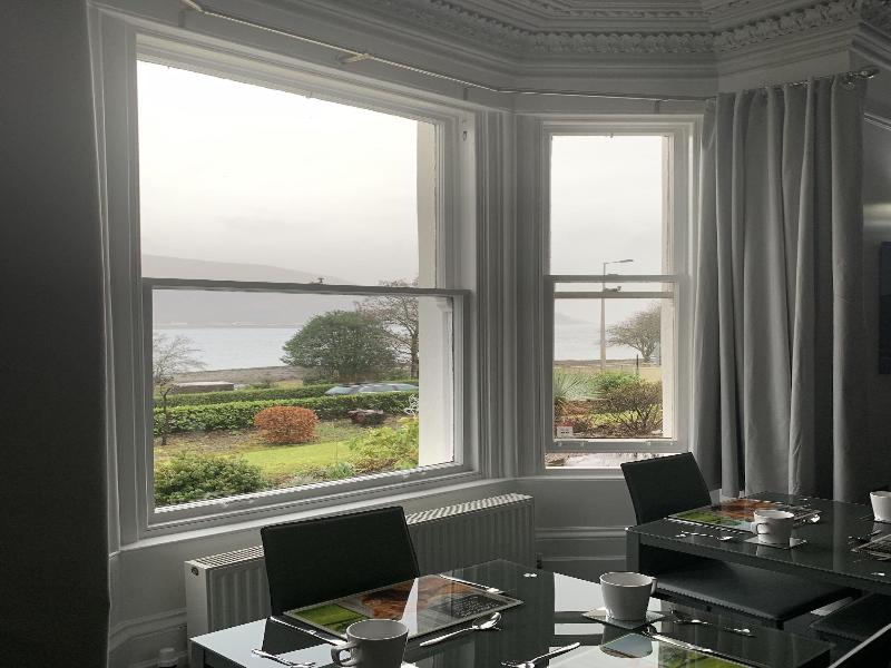 Ashburn House De Luxe B&B image