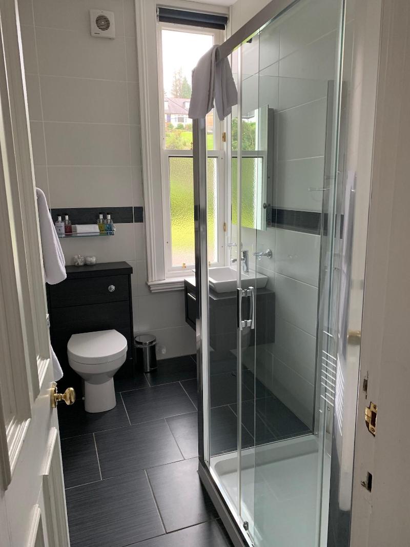 Ashburn House De Luxe B&B image