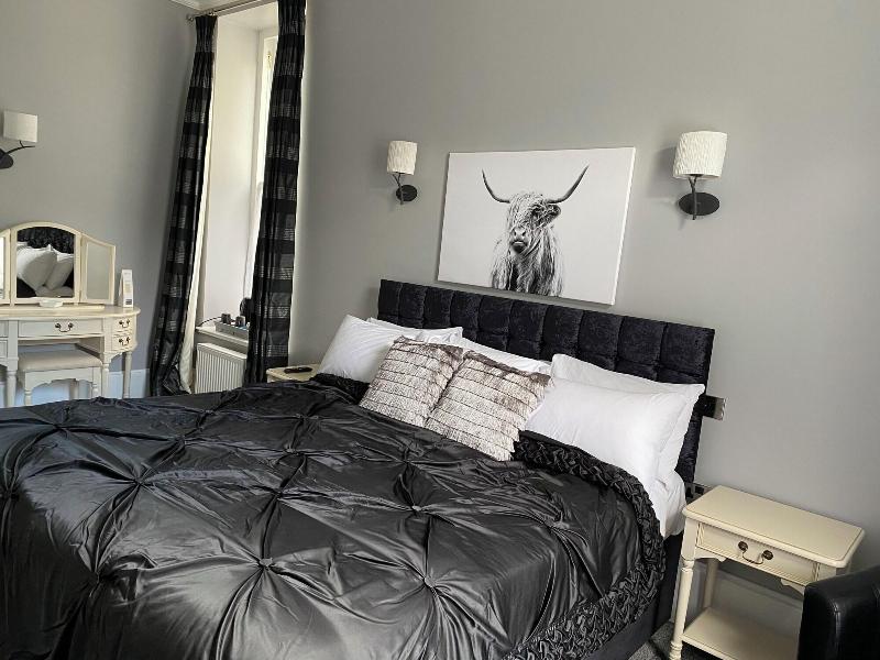 Ashburn House De Luxe B&B image