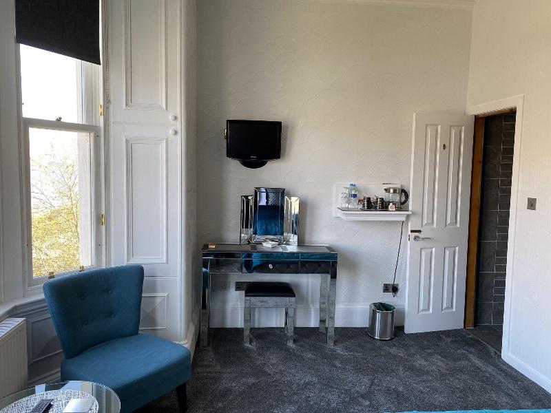 Ashburn House De Luxe B&B image