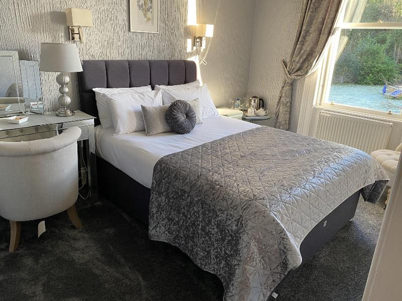 Ashburn House De Luxe B&B image