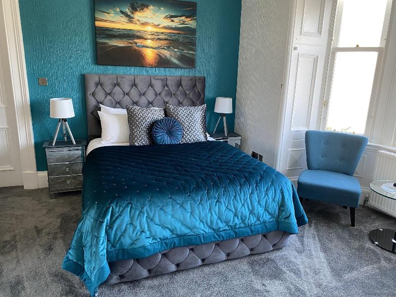 Ashburn House De Luxe B&B image