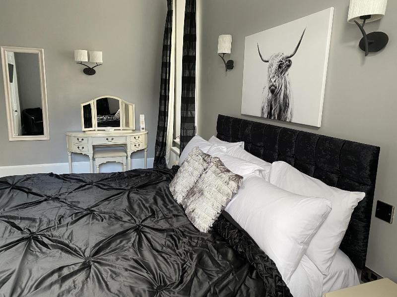 Ashburn House De Luxe B&B image