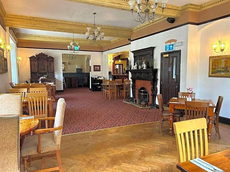 Bull Hotel image